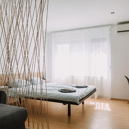 Constantin Inn Nis Bagian luar foto