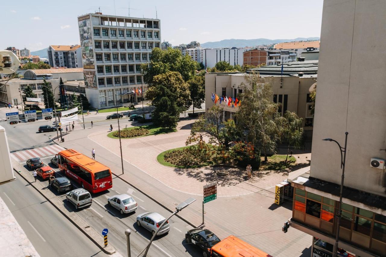 Constantin Inn Nis Bagian luar foto