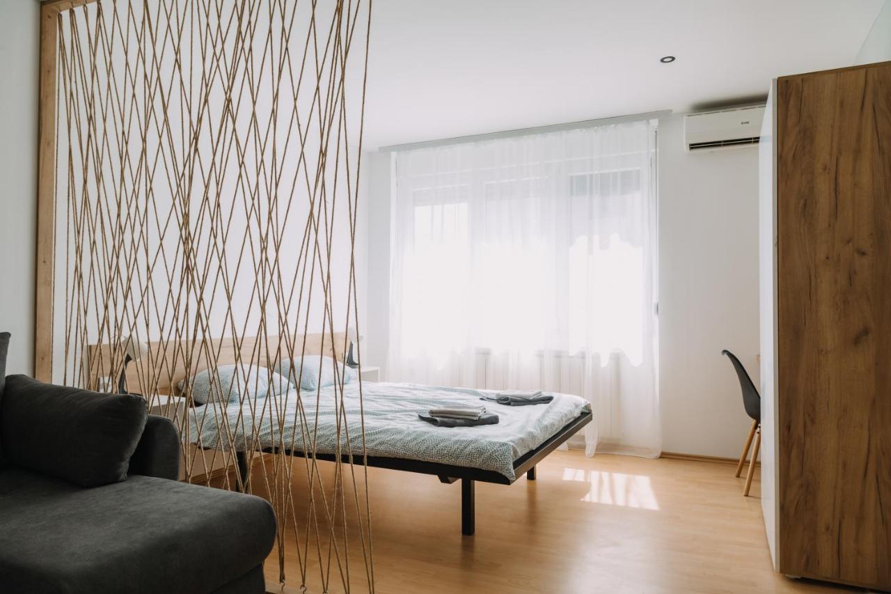 Constantin Inn Nis Bagian luar foto